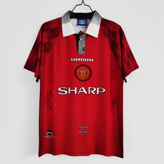 Man utd.  Red