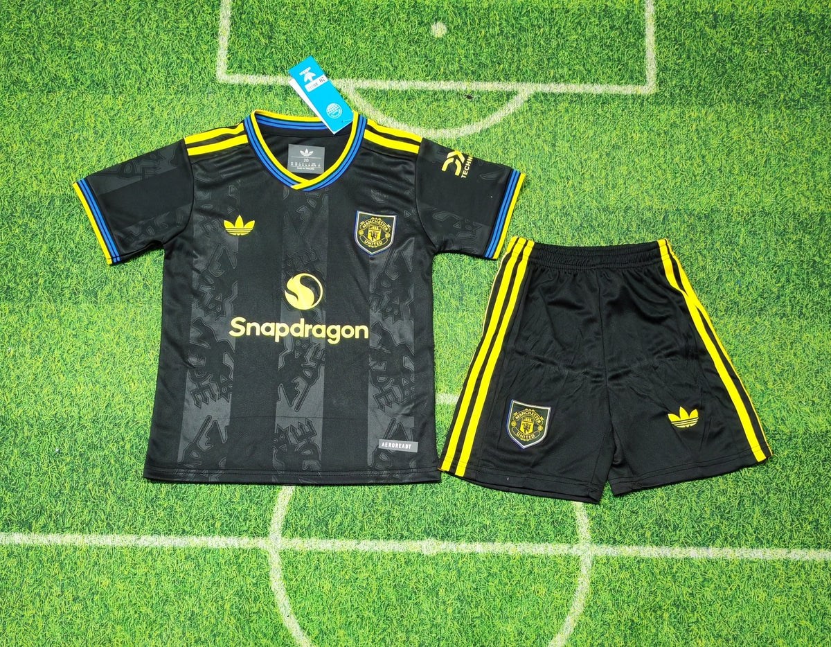 Man U Third 3